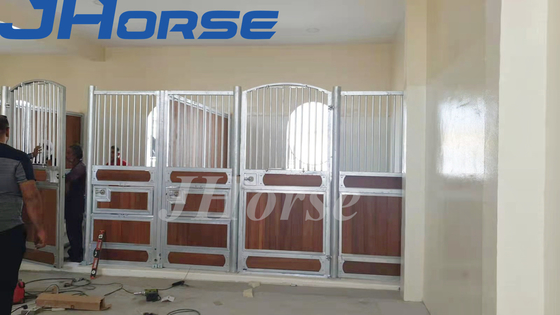12ft الصلب الحصان المحمولة مربع الأكشاك اسطبلات الخيول الجاهزة والدليل على الطقس