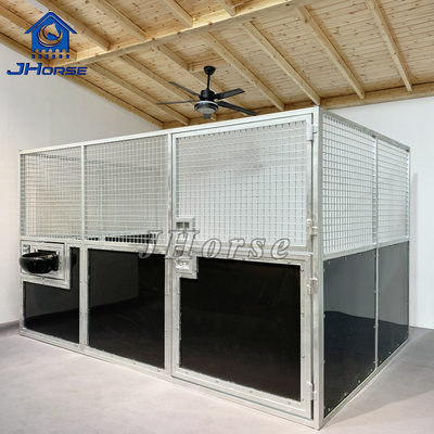متحرك طلاء 12ft الحجم القياسي HDG HDPE حصان مستقر لوحات كشك الحظيرة مع المغذية