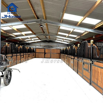 تصميم فريد من نوعه الأكثر شعبية لقفص الخيل المتنقل الآمن